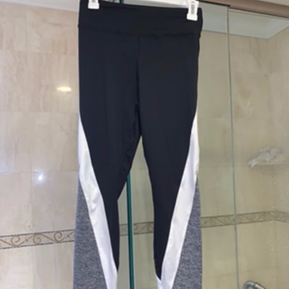 Black Leggings with Pattern